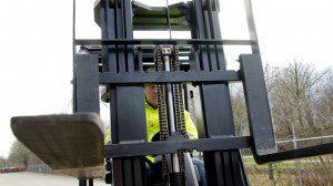 Het lijkt vol in de mast, maar de dodehoek blijft beperkt tot slechts 26 cm tot een werkhoogte van twee meter