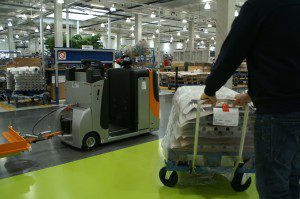 Veel van de uitgewerkte ideeën komen direct van de werkvloer. Dit handvat, bedacht en ontworpen door manufacturing engineer Hans Wooning, maakt het verplaatsen van de treinwagons aanzienlijk lichter