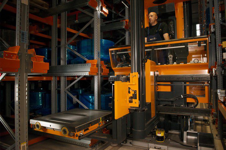 Still realiseert smallegangenmagazijn voor verpakker featured image