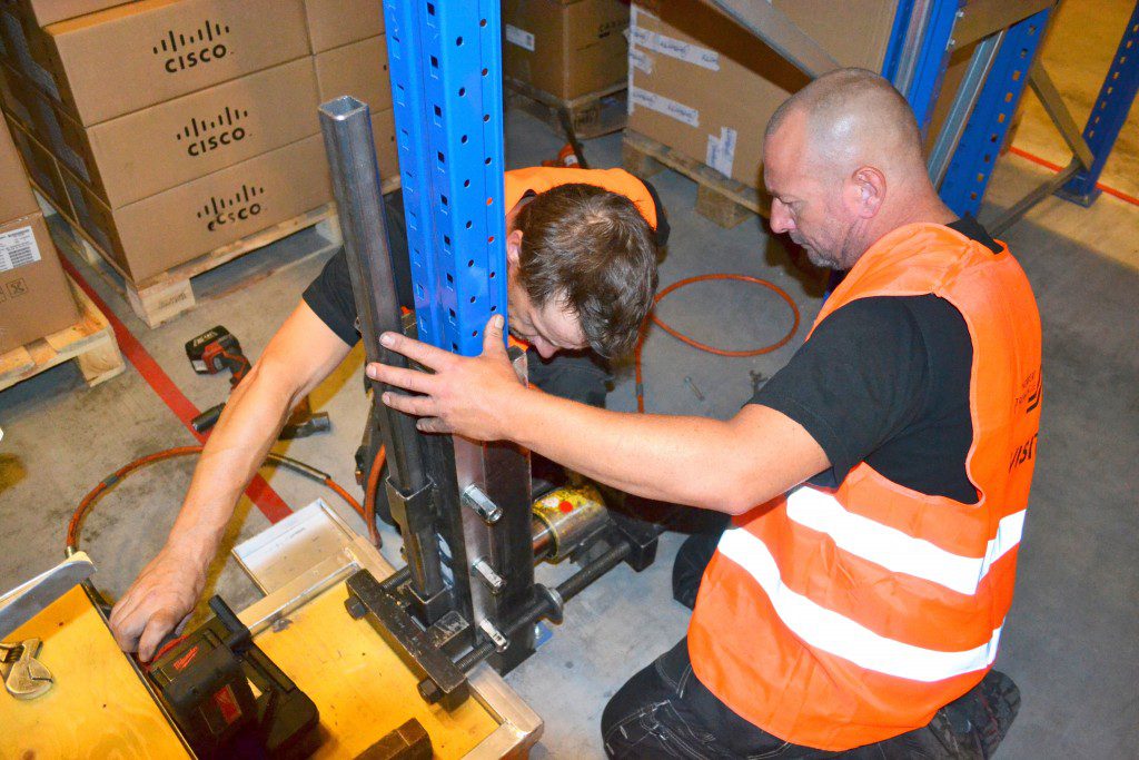 ROS International repareert over de grens featured image