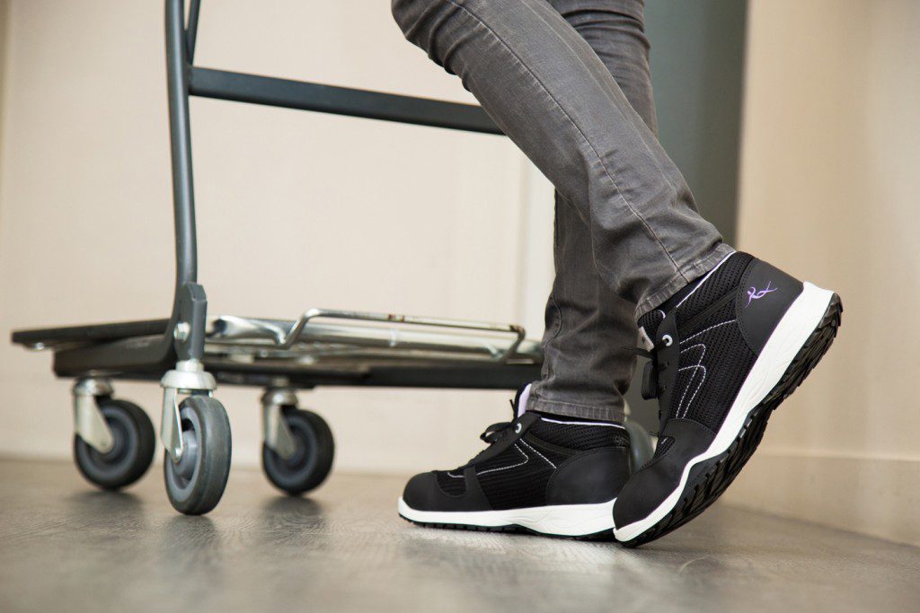 Honeywell ontwikkelt schoenenlijn voor vrouwen