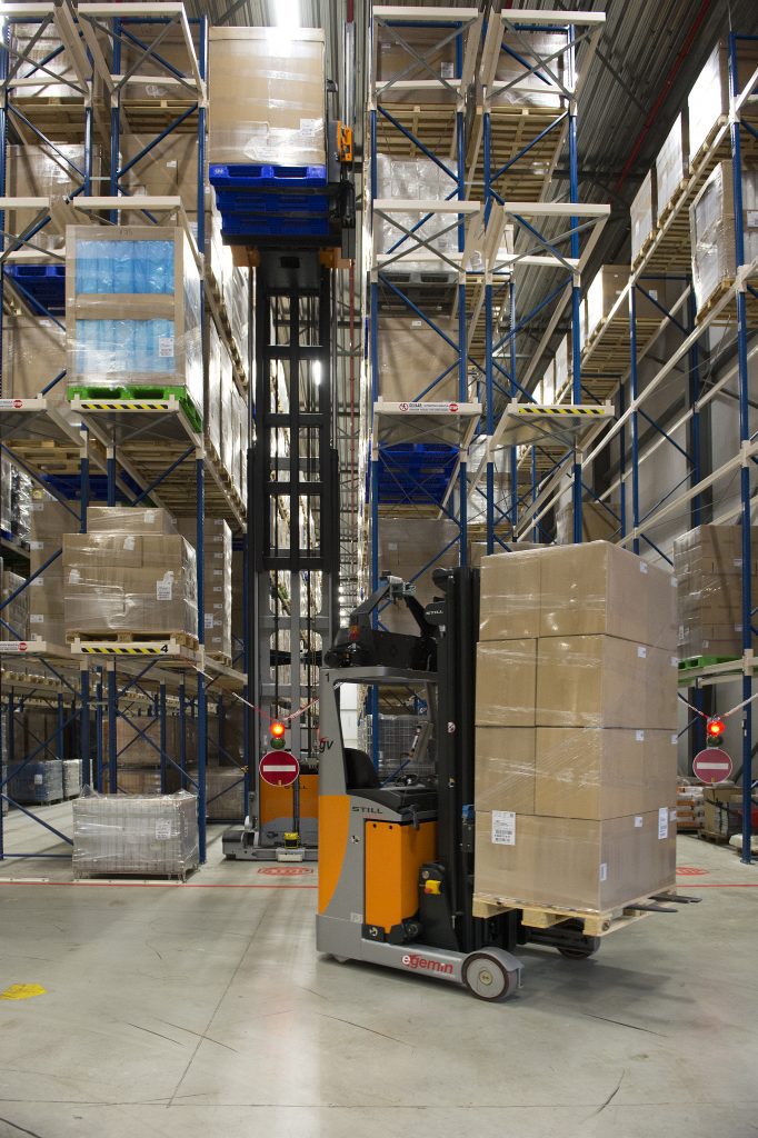 AGV centraal in Logistiek Totaal featured image