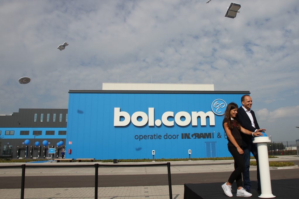 Bol.com klaar voor decemberpiek met nieuw distributiecentrum featured image
