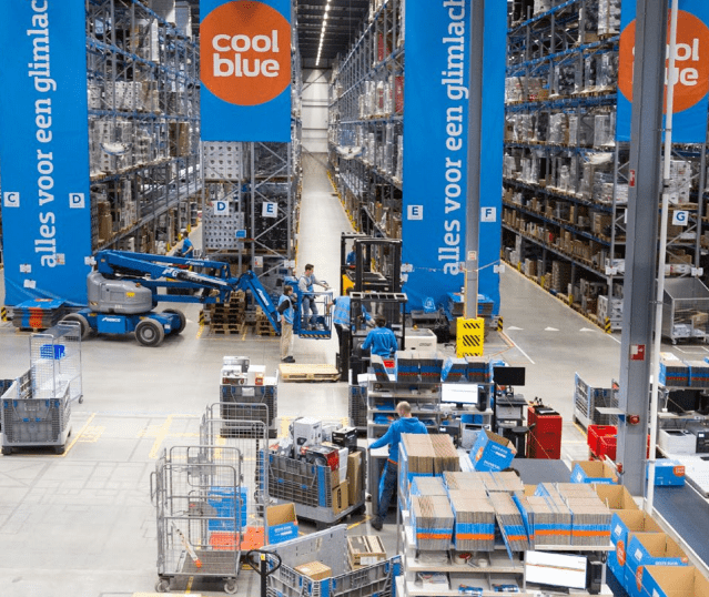 Omzet en warehouses Coolblue groeien featured image