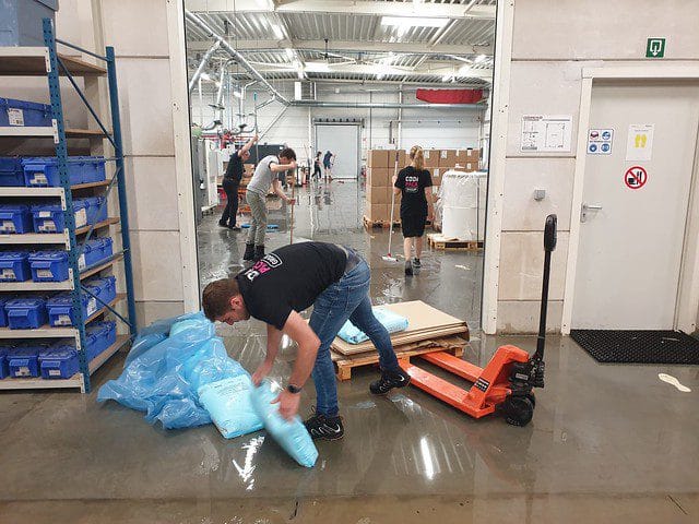 Magazijnen onder water: ‘De schade? Tienduizenden euro’s featured image