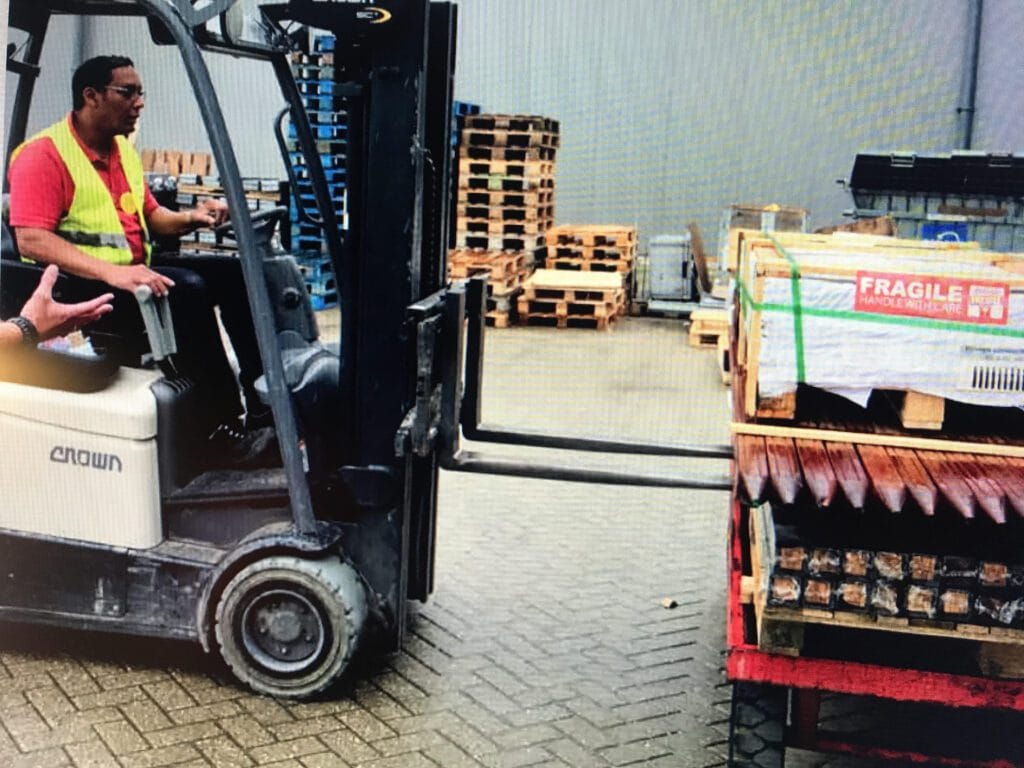 ‘Het is geen auto, je bestuurt 6.000 kilo’ featured image