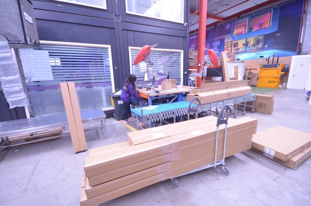 Groei Ledstores noopt tot professionalisering logistiek; nieuw warehouse onontkoombaar featured image