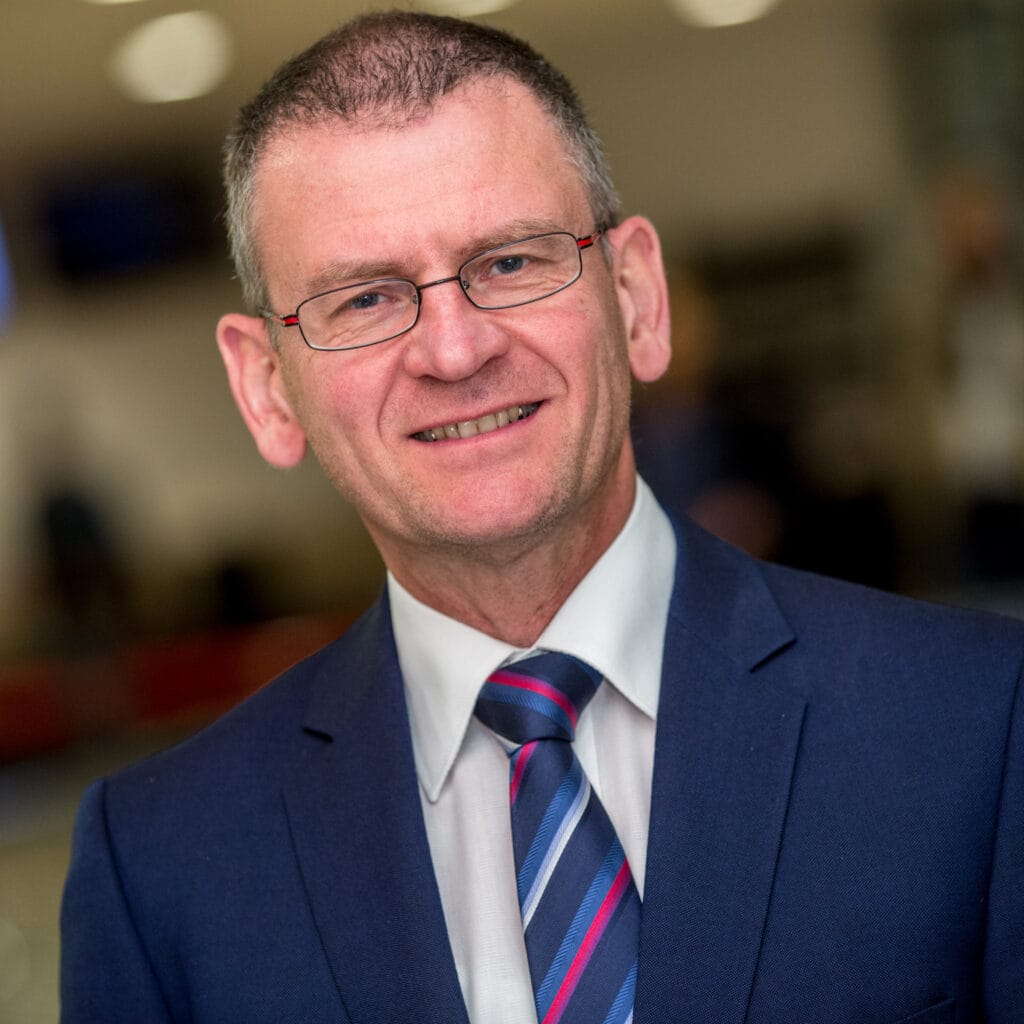 Koning benoemd René de Koster tot Ridder voor bijdrage aan logistiek en wetenschap featured image