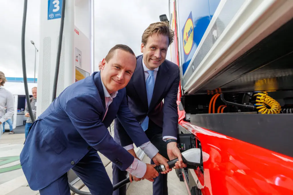 lidl almere elektrificatie